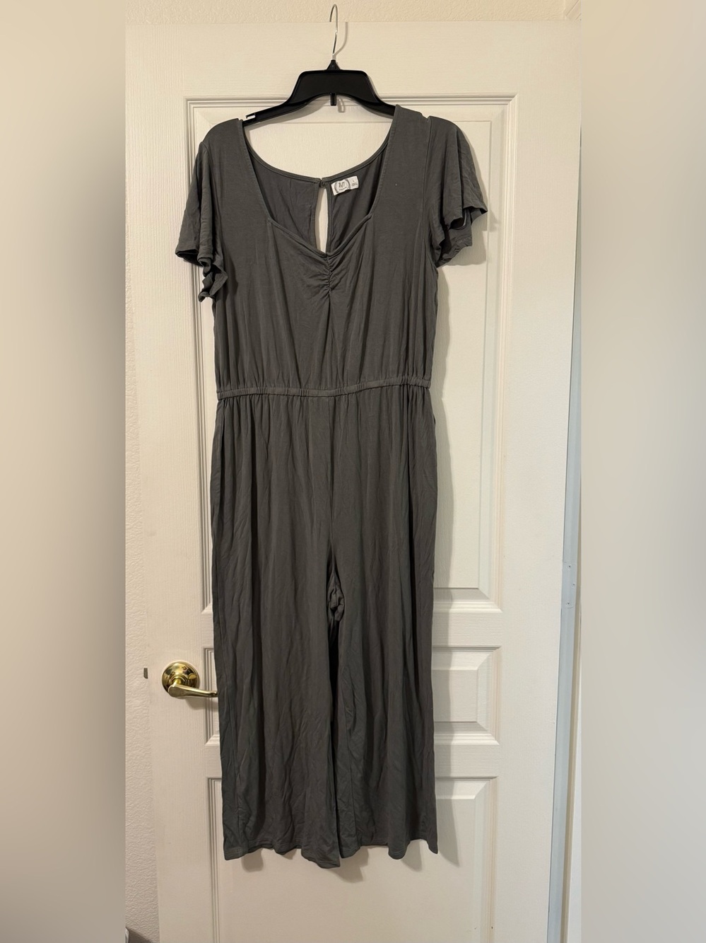 Maurices Gray Short Sleeve Romper